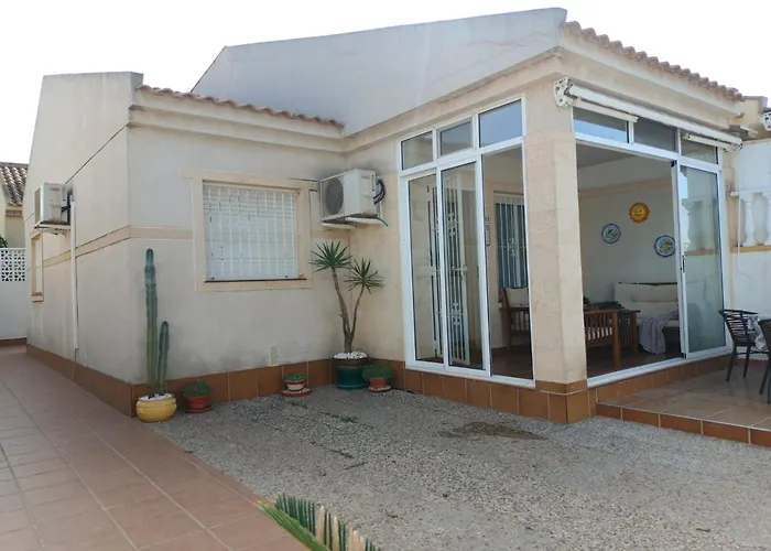 Near The In Torrevieja, Aguas Nuevas Дом отдыха Торевьиа